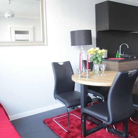 Fantastyczny Apartament Królewska Warszawa Zewnętrze zdjęcie